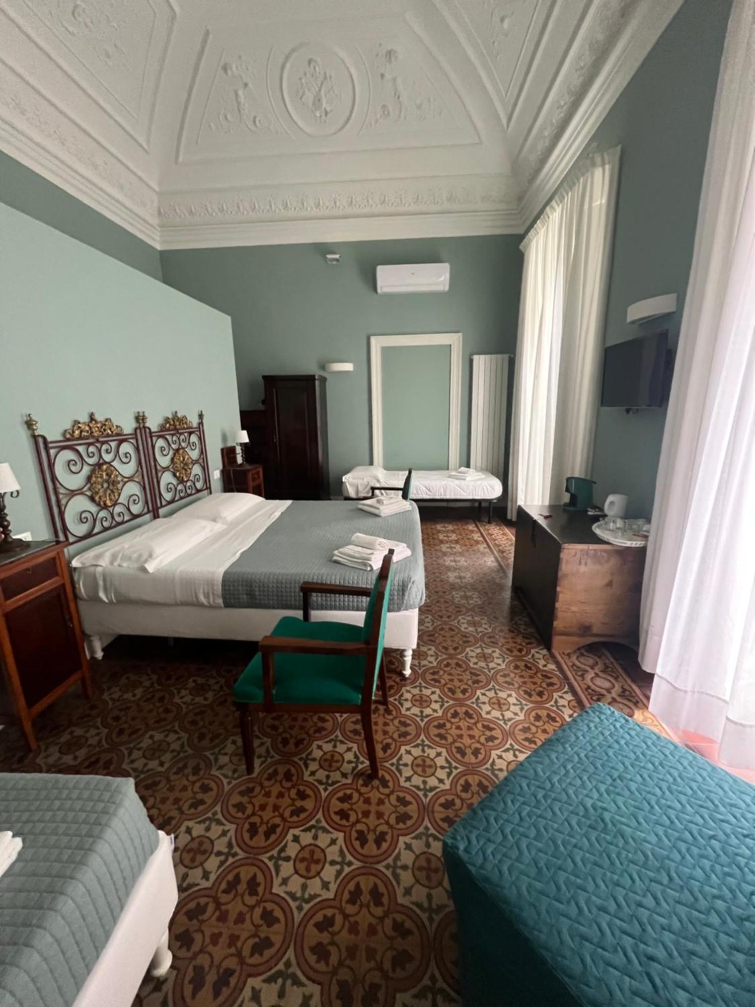 Palazzo Pastura B&B And Apartments كاتانيا المظهر الخارجي الصورة